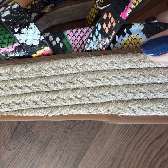 Vince Camuto Aevie Colorful Snakeskin Print Leather Platform Sandals Size 8 1/2 - Picture 10 of 11